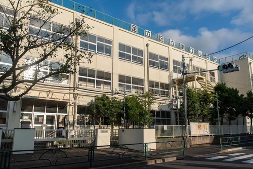 足立区立渕江小学校