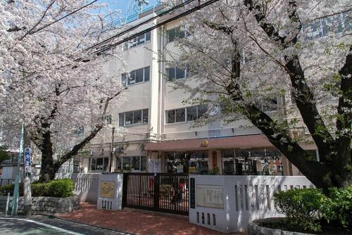 豊島区立駒込小学校