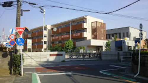 草加市立谷塚小学校