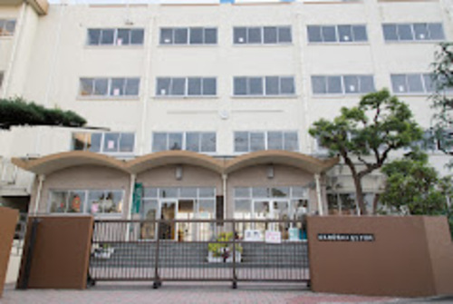 葛飾区立亀有中学校