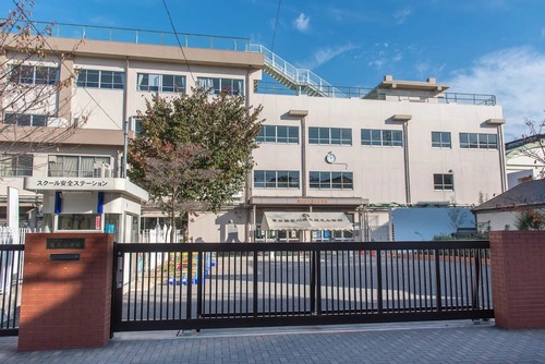 荒川区立尾久小学校