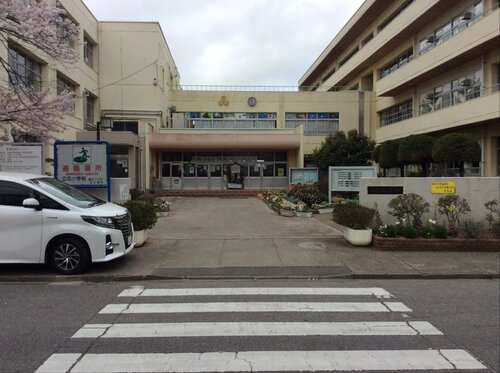 三郷市立立花小学校