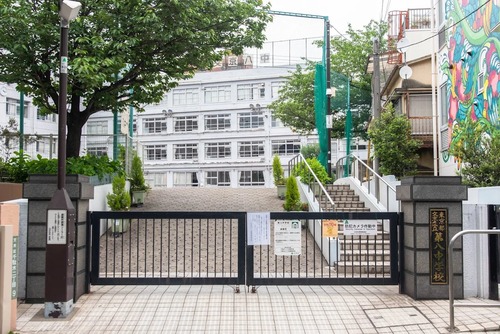 文京区立第八中学校