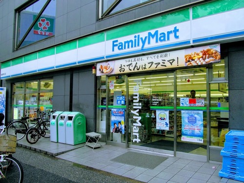 ファミリーマート篠崎駅南口店