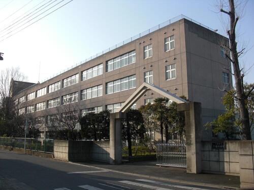 八潮市立八潮中学校