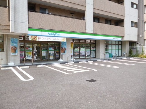 ファミリーマート中葛西清砂大橋通り店