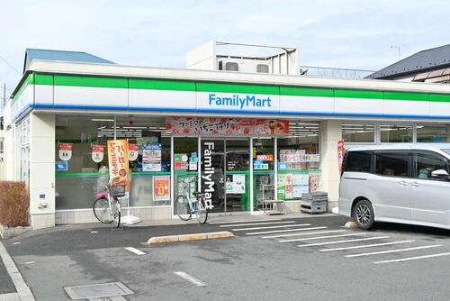 ファミリーマート板橋三園店