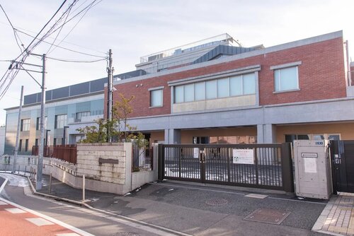 北区立滝野川紅葉中学校