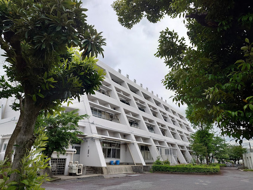 足立区立六月中学校