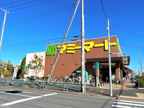 マミーマート足立島根店