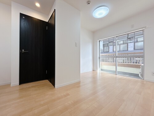 通風・採光に優れ、心地よい光と風が溢れています。