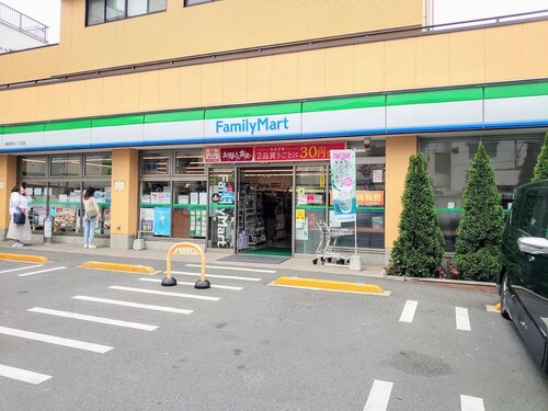 ファミリーマート練馬高松一丁目店
