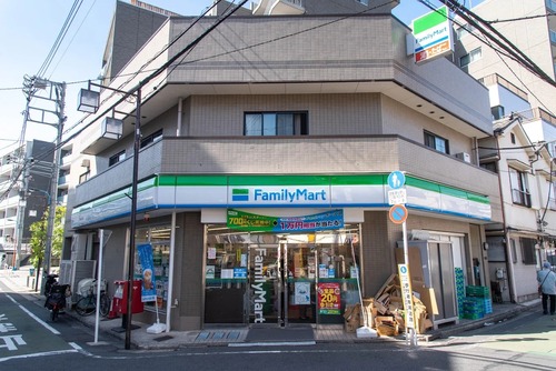 ファミリーマート四谷若葉店