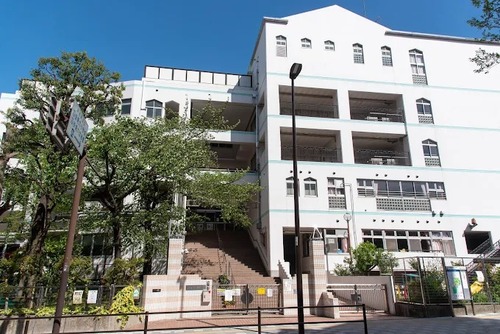 新宿区立四谷第六小学校