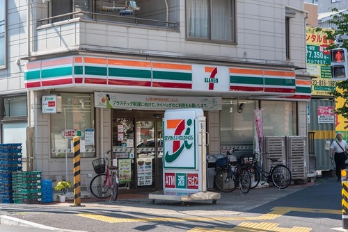 セブンイレブン西新小岩店