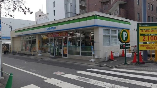 ファミリーマート巣鴨スポーツセンター前店