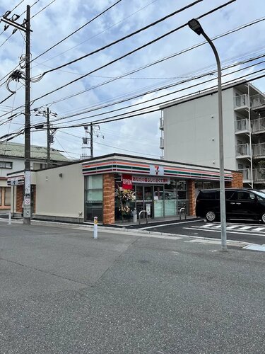 セブンイレブン市川新井3丁目店