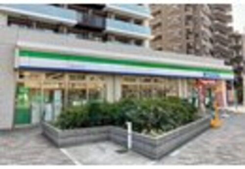 ファミリーマート東品川四丁目店