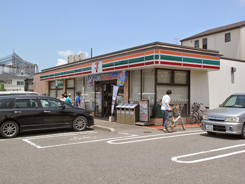 セブンイレブン草加金明通り店