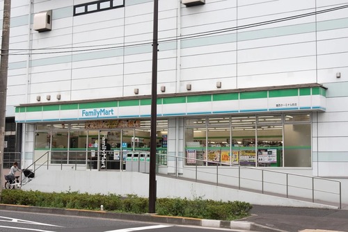 ファミリーマート葛西ターミナル前店