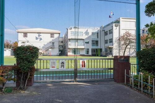 足立区立東綾瀬小学校