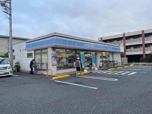 ローソン川口安行小山店