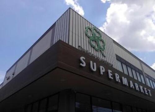 ライフ本一色店