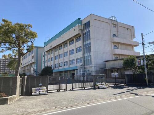 市川市立南行徳中学校