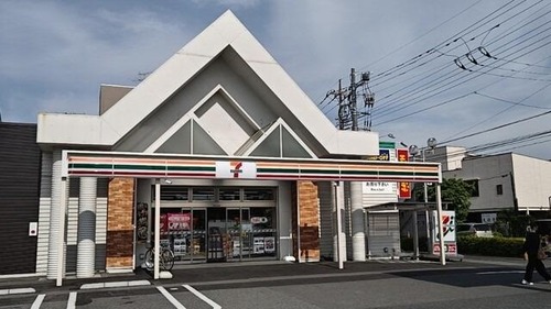 セブンイレブン草加3丁目店