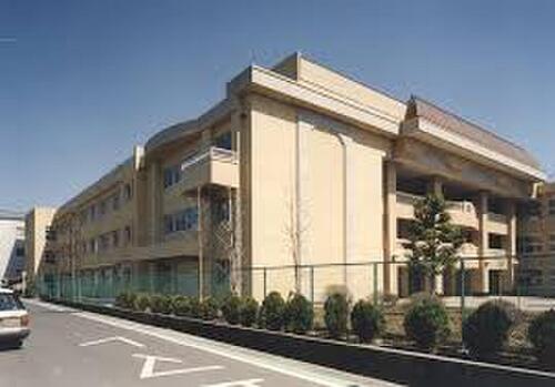 越谷市立越谷小学校