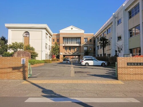 越谷市立大沢小学校