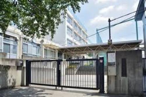 新宿区立落合第二中学校