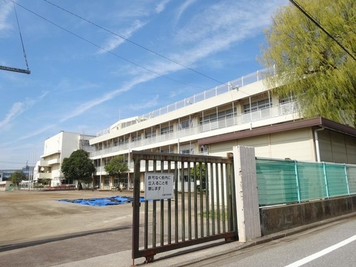 川口市立元郷中学校