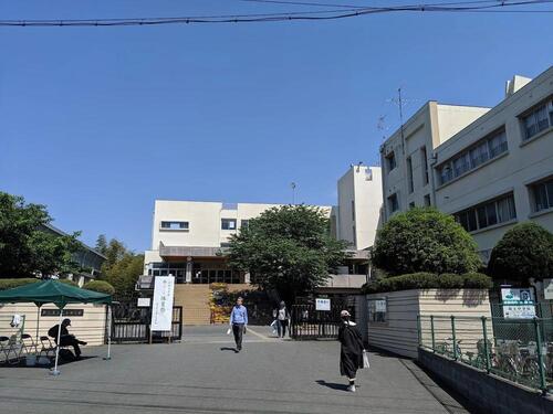 越谷市立富士中学校