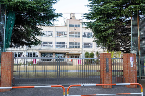 足立区立梅島第一小学校