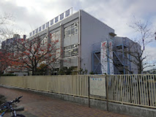 江戸川区立鹿骨中学校