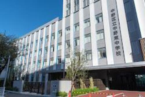 中野区立中野東中学校