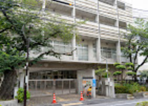 新宿区立西新宿中学校