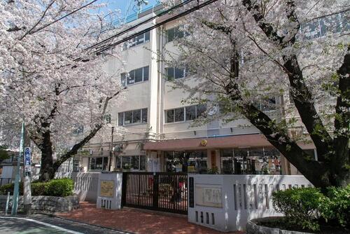 豊島区立駒込小学校