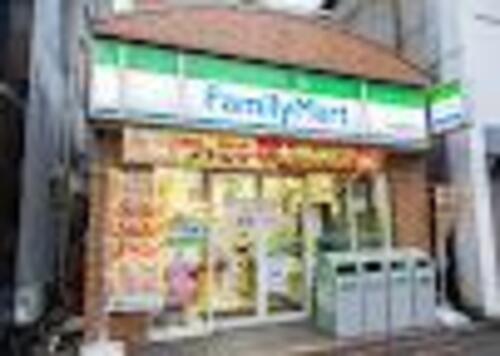 ファミリーマート本蓮沼駅前店