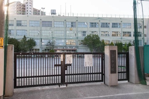 荒川区立第一中学校