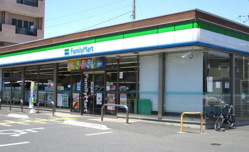 ファミリーマート川口芝下一丁目店