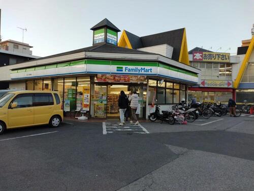 ファミリーマートかわぐち飯塚店