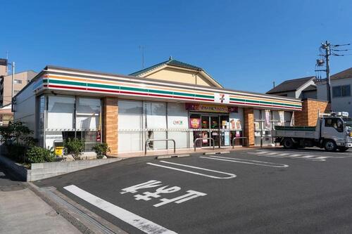 セブンイレブン足立六木店