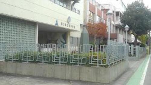 川口市立東中学校