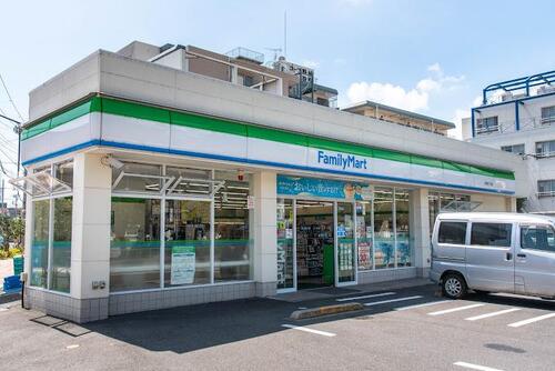 ファミリーマート小菅四丁目店