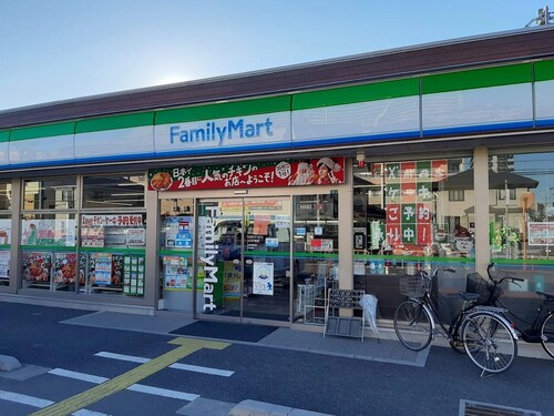 ファミリーマート川口戸塚店