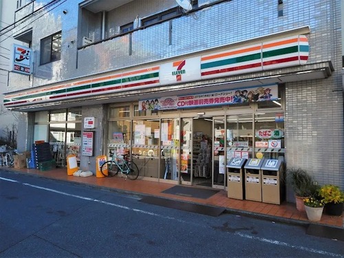 セブンイレブン新宿東五軒町店