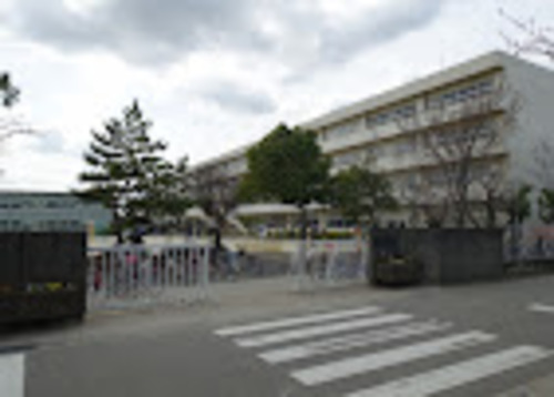 吉川市立栄小学校