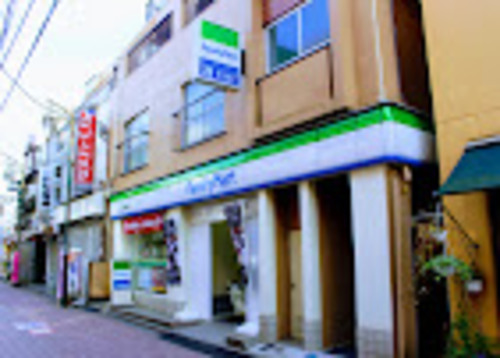 ファミリーマート高円寺駅西店
